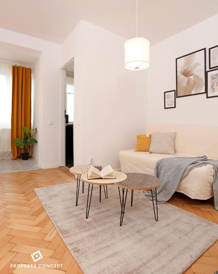 ブカレストChic Scandinavian Style Studioアパートメント エクステリア 写真